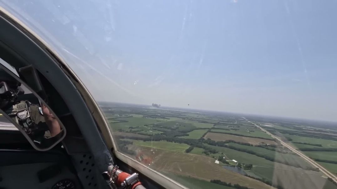AMAZING GoPro Footage of the B-2 Spirit Stealth Bomber in Flight